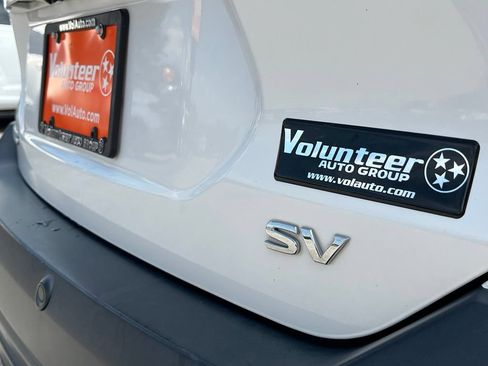 Used 2020 Nissan Kicks SV FWD image 9