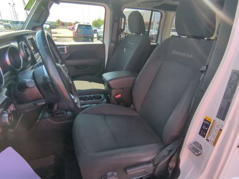 Used 2021 Jeep Wrangler Unlimited Sahara w/ Safety Group AWD/4WD image 11