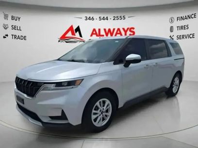 Used 2022 Kia Carnival LX