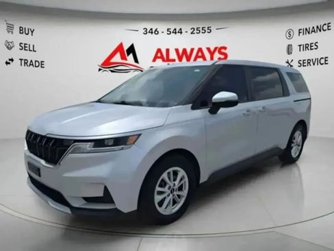 Used 2022 Kia Carnival LX FWD image 1