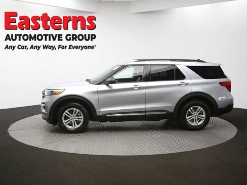 Used 2023 Ford Explorer XLT w/ Equipment Group 202A image 60