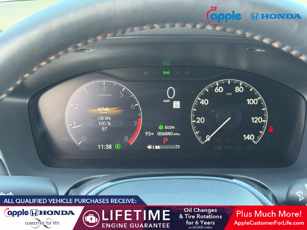 Used 2025 Honda HR-V Sport image 11
