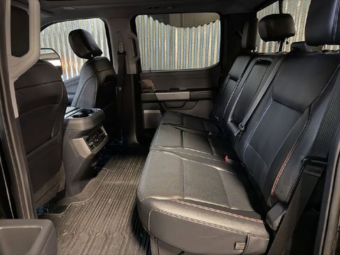 Used 2023 Ford F350 Lariat w/ Lariat Ultimate Package image 17