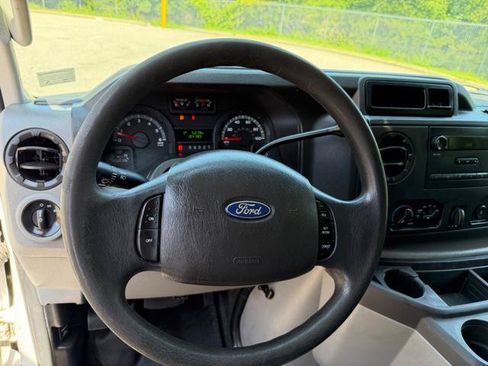 Used 2013 Ford E-250 and Econoline 250 w/ Commercial Cargo Van Pkg RWD image 21