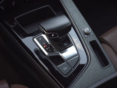 Used 2021 Audi A4 2.0T Premium Plus w/ Premium Plus Package image 18