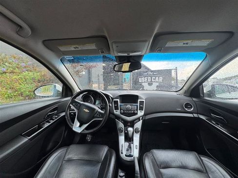 Used 2013 Chevrolet Cruze LT image 10