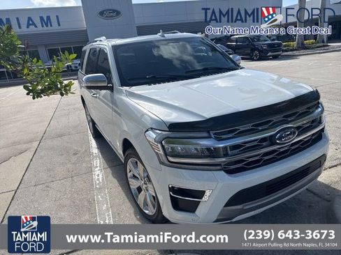 Used 2023 Ford Expedition Platinum RWD image 1
