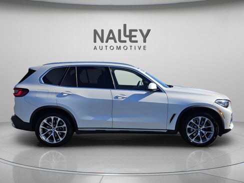 Used 2023 BMW X5 xDrive40i w/ Premium Package image 6