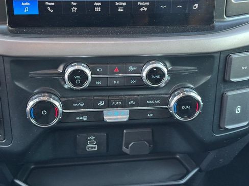 Used 2025 Ford F150 XLT w/ Equipment Group 301A Standard image 25