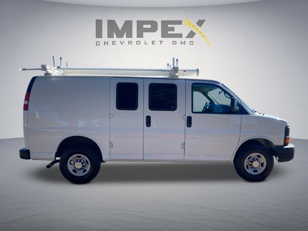Used 2014 Chevrolet Express 3500 RWD image 6