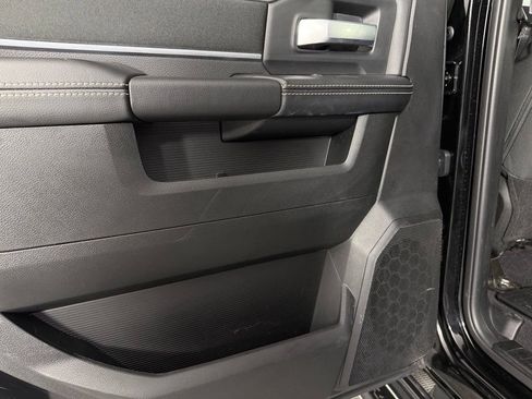 Certified 2025 RAM 2500 Big Horn AWD/4WD image 26