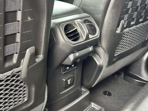 Used 2023 Jeep Wrangler Unlimited Rubicon 4xe AWD/4WD image 25