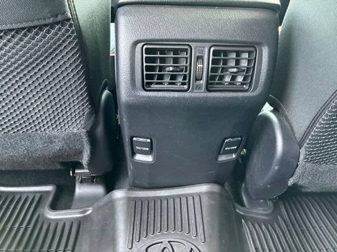 Used 2017 Toyota 4Runner SR5 AWD/4WD image 17