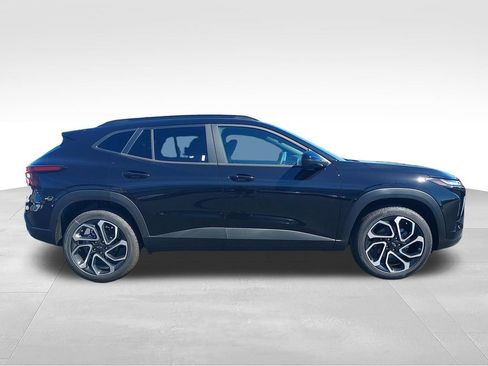 New 2026 Chevrolet Trax RS w/ Driver Confidence Package FWD image 6