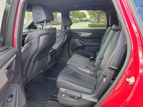 Used 2022 Acura MDX A-Spec image 12