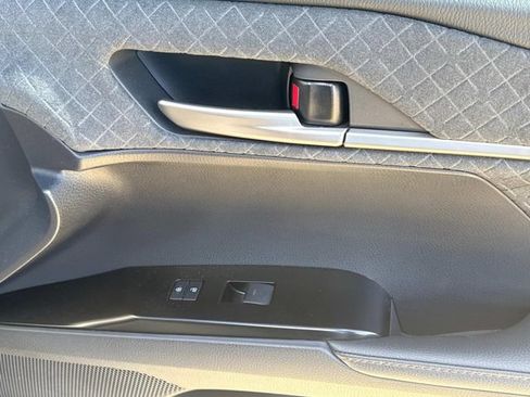 Used 2025 Toyota Camry XLE w/ Premium Plus Package FWD image 19
