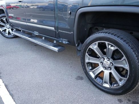 Used 2018 GMC Sierra 1500 SLT w/ Enhanced Driver Alert Package image 6