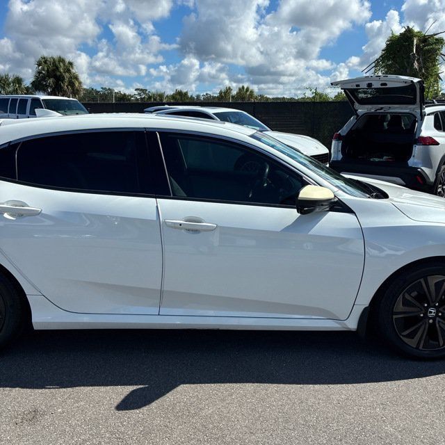 Used 2018 Honda Civic EX image 16