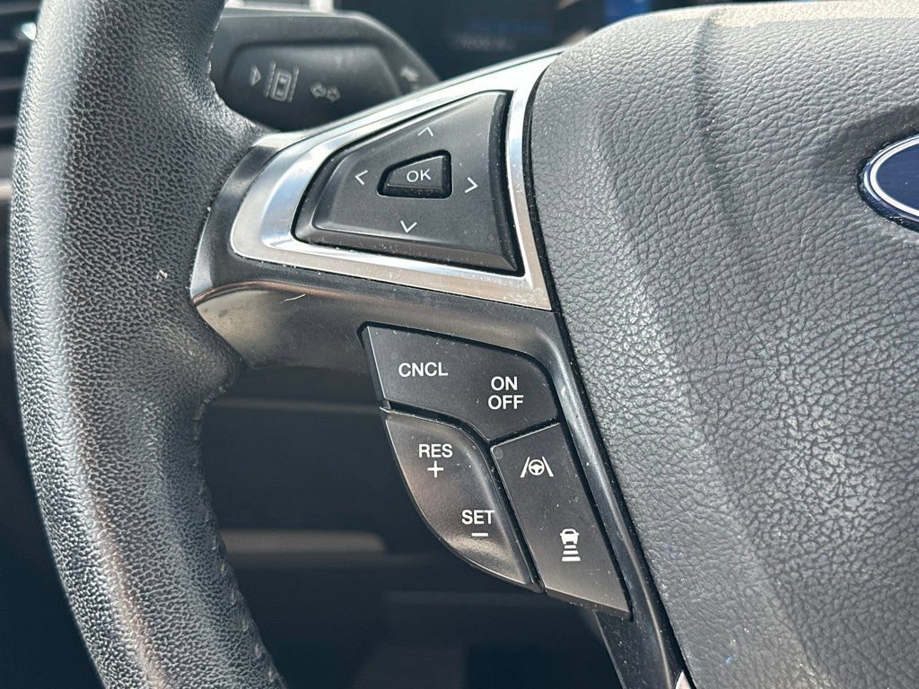 Used 2019 Ford Edge SEL w/ Equipment Group 201A FWD image 20