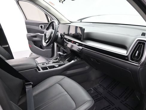 Used 2025 Kia Sorento S w/ Panoramic Sunroof Package image 22