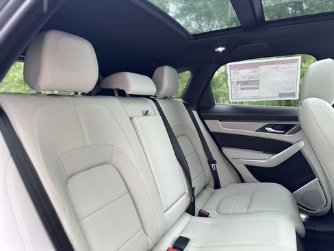 New 2026 Jaguar F-PACE R-Dynamic S image 24