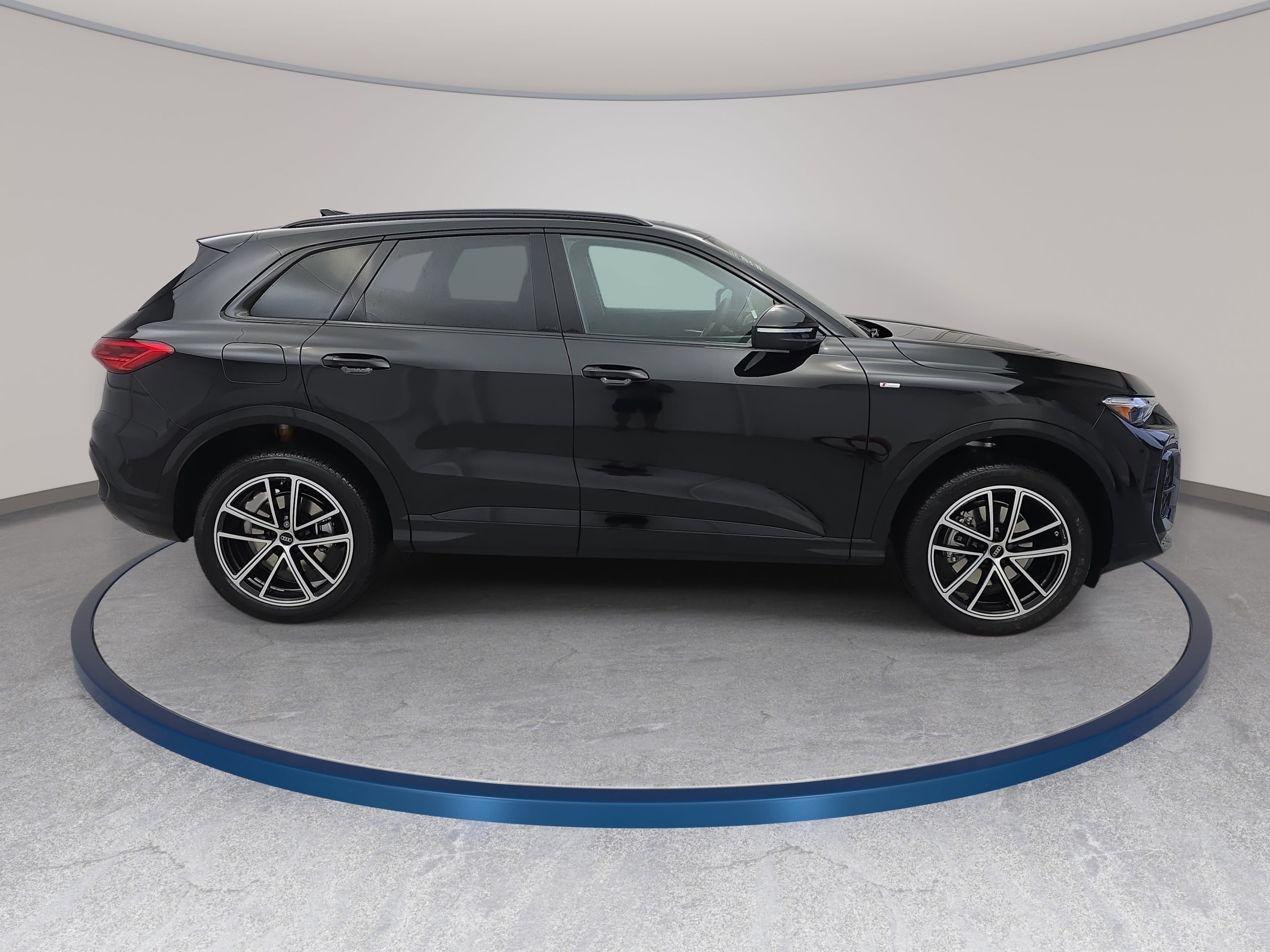 New 2026 Audi Q5 Premium Plus AWD/4WD image 4