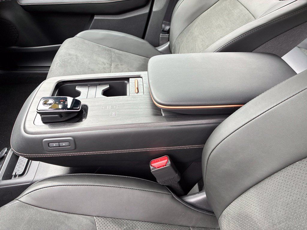 Certified 2024 Nissan Ariya AWD image 21