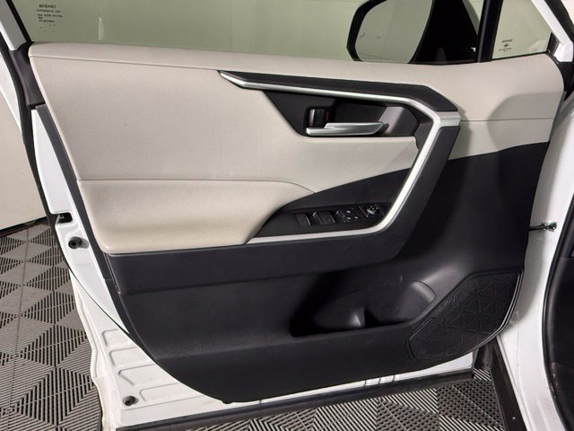 Used 2023 Toyota RAV4 XLE w/ Convenience Package FWD image 19