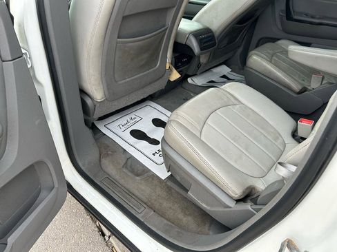 Used 2015 Chevrolet Traverse LTZ image 9