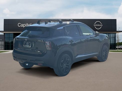 New 2026 Nissan Kicks SR image 6