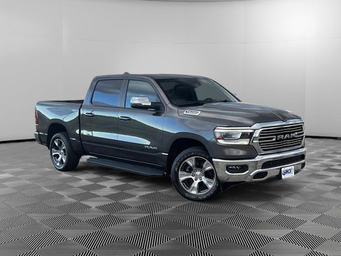 Used 2023 RAM 1500 Laramie AWD/4WD image 5