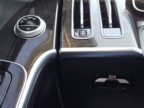 Used 2022 Mercedes-Benz S 500 4MATIC image 24