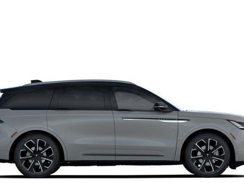 New 2026 Lincoln Nautilus Reserve AWD/4WD image 5