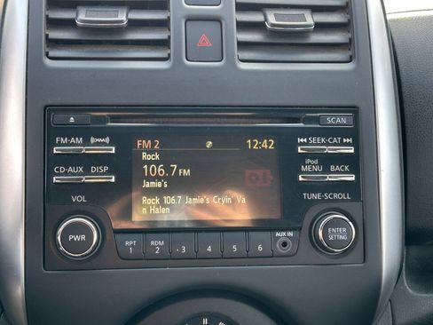 Used 2014 Nissan Versa Note SV w/ Convenience Package image 19