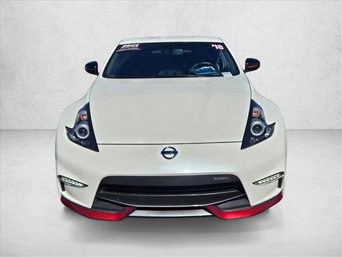 Used 2018 Nissan 370Z NISMO image 2