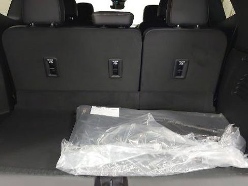 New 2026 Buick Enclave Sport Touring w/ Power Package image 27