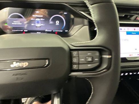 New 2026 Jeep Cherokee Limited AWD/4WD image 28