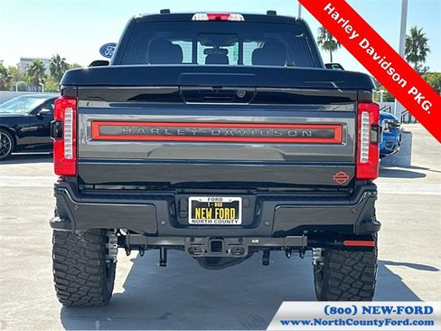 New 2026 Ford F250 Lariat w/ Black Appearance Package image 5
