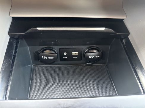 Used 2018 Hyundai Elantra ECO image 29