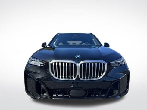 New 2026 BMW X5 xDrive50e w/ M Sport Package image 2