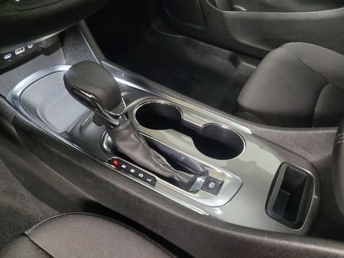 Used 2022 Chevrolet Malibu LT FWD image 26