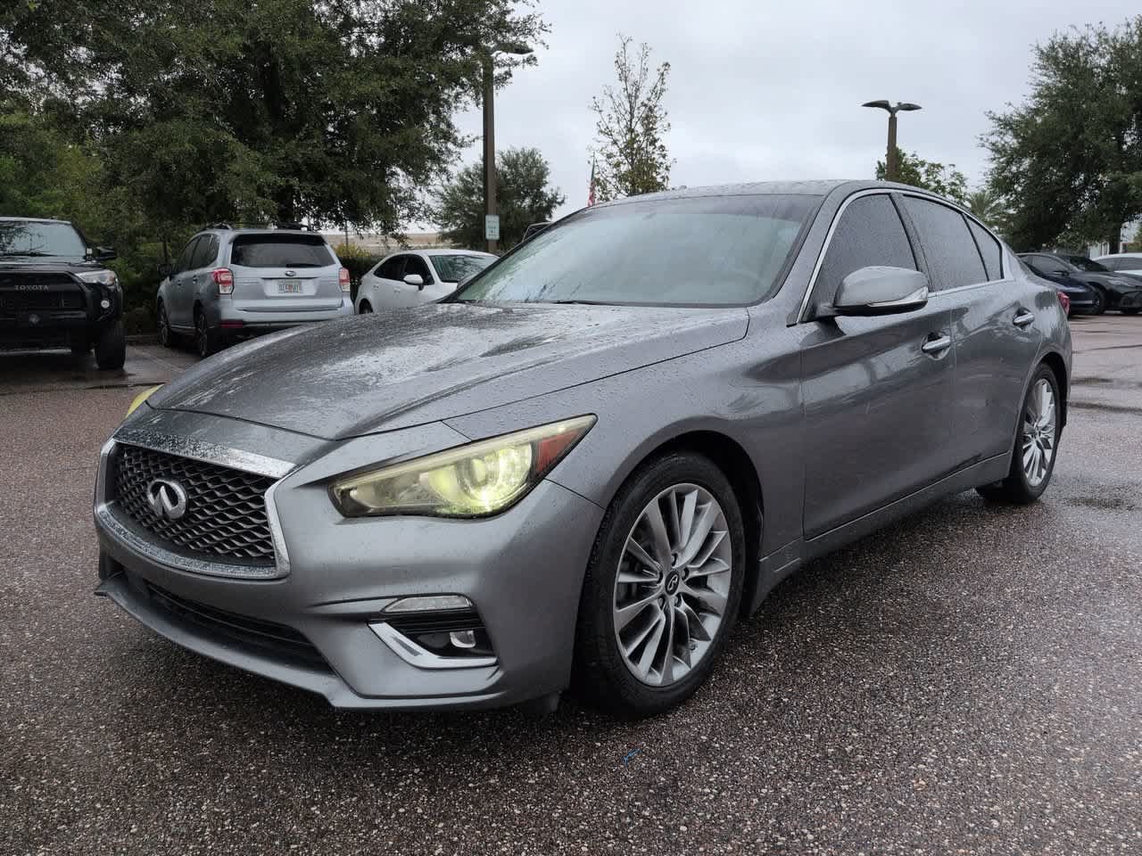 Used 2019 INFINITI Q50 Luxe RWD image 2