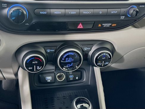 New 2026 Hyundai Venue SEL FWD image 13