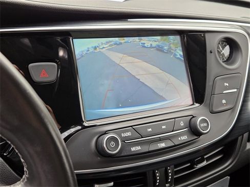 Used 2019 Buick Envision Essence image 23