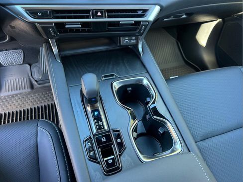 Used 2026 Lexus RX 350h w/ Convenience Package image 25