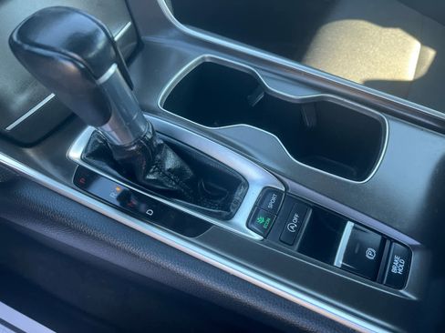 Used 2022 Honda Accord Sport image 21