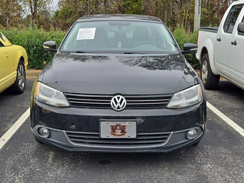Used 2012 Volkswagen Jetta TDI w/ TDI Appearance Pkg image 2