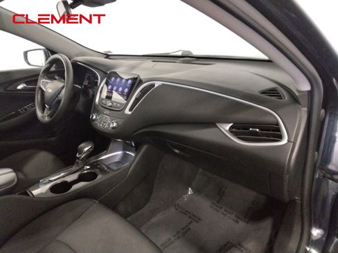 Used 2023 Chevrolet Malibu LT image 38