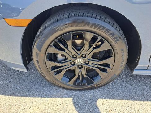 Used 2025 Honda Odyssey Sport-L image 10