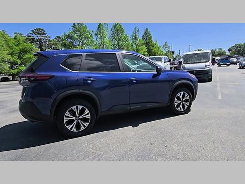 Used 2023 Nissan Rogue SV image 36